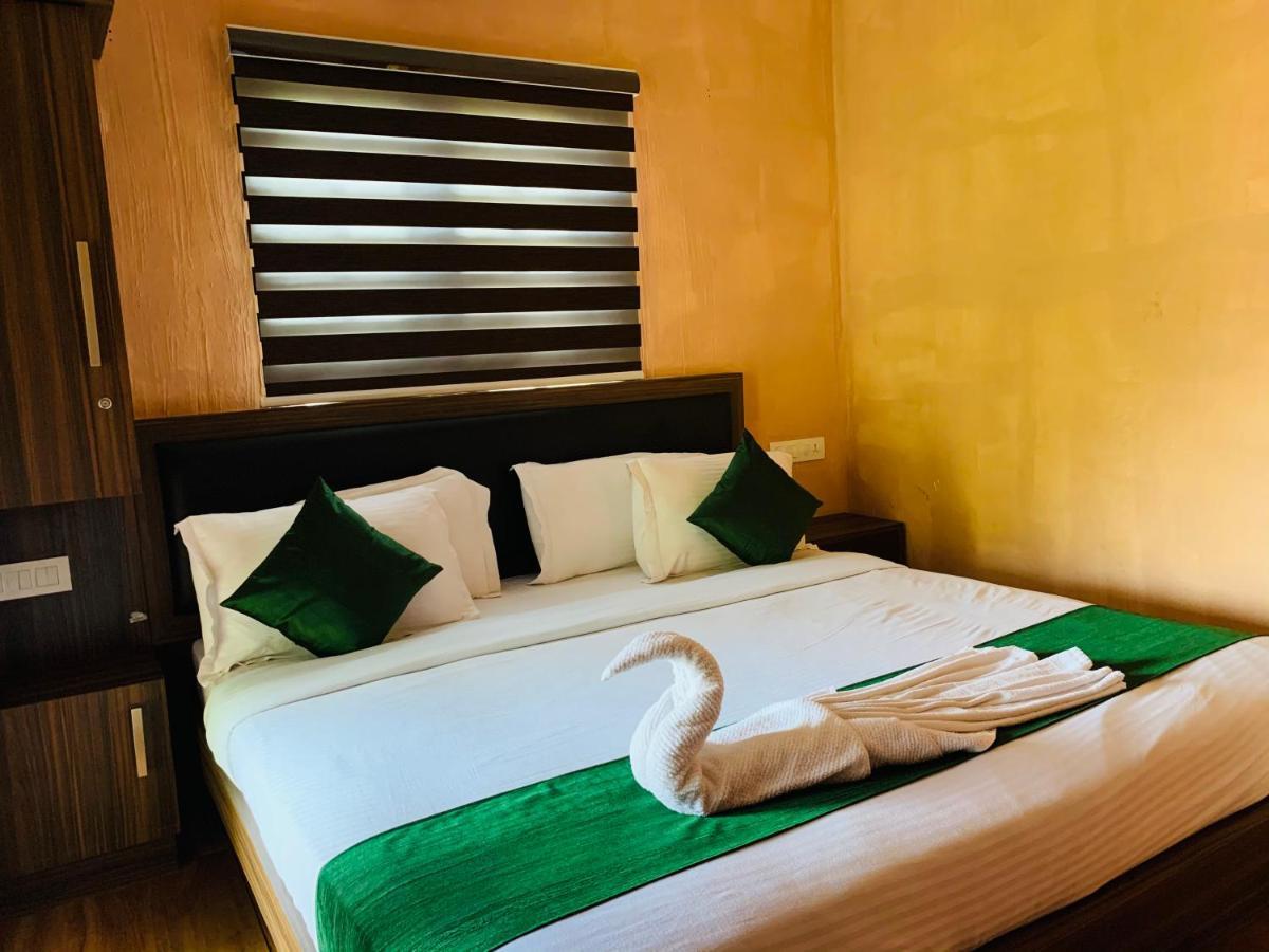 Wayanad Doubletree Villa ไวทีรี ภายนอก รูปภาพ