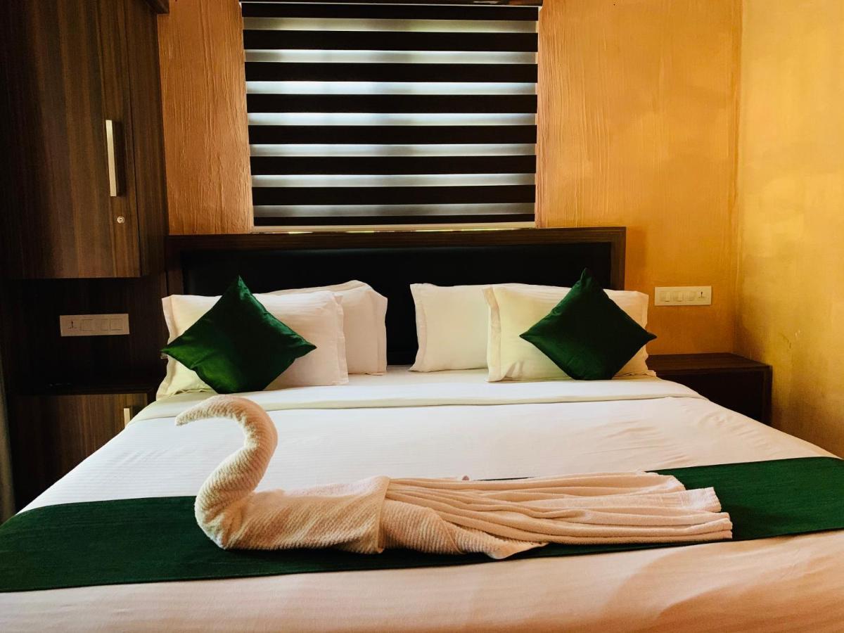 Wayanad Doubletree Villa ไวทีรี ภายนอก รูปภาพ
