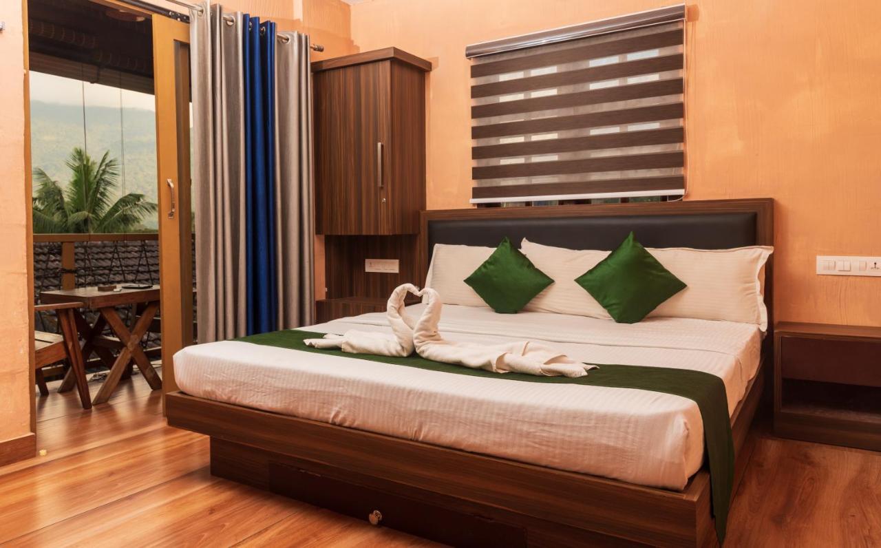 Wayanad Doubletree Villa ไวทีรี ภายนอก รูปภาพ