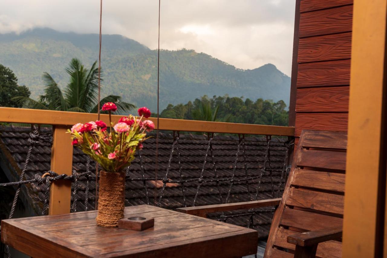 Wayanad Doubletree Villa ไวทีรี ภายนอก รูปภาพ