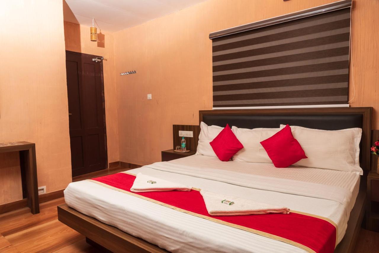 Wayanad Doubletree Villa ไวทีรี ภายนอก รูปภาพ